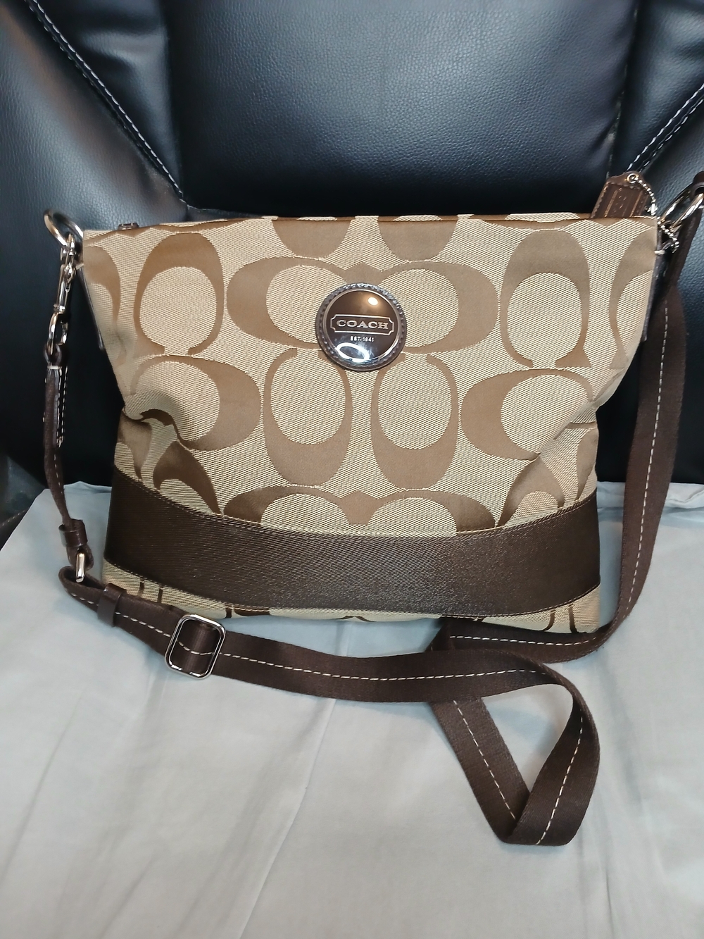 Coach Signature Canvas Crossbody Bag in Khaki/Brown